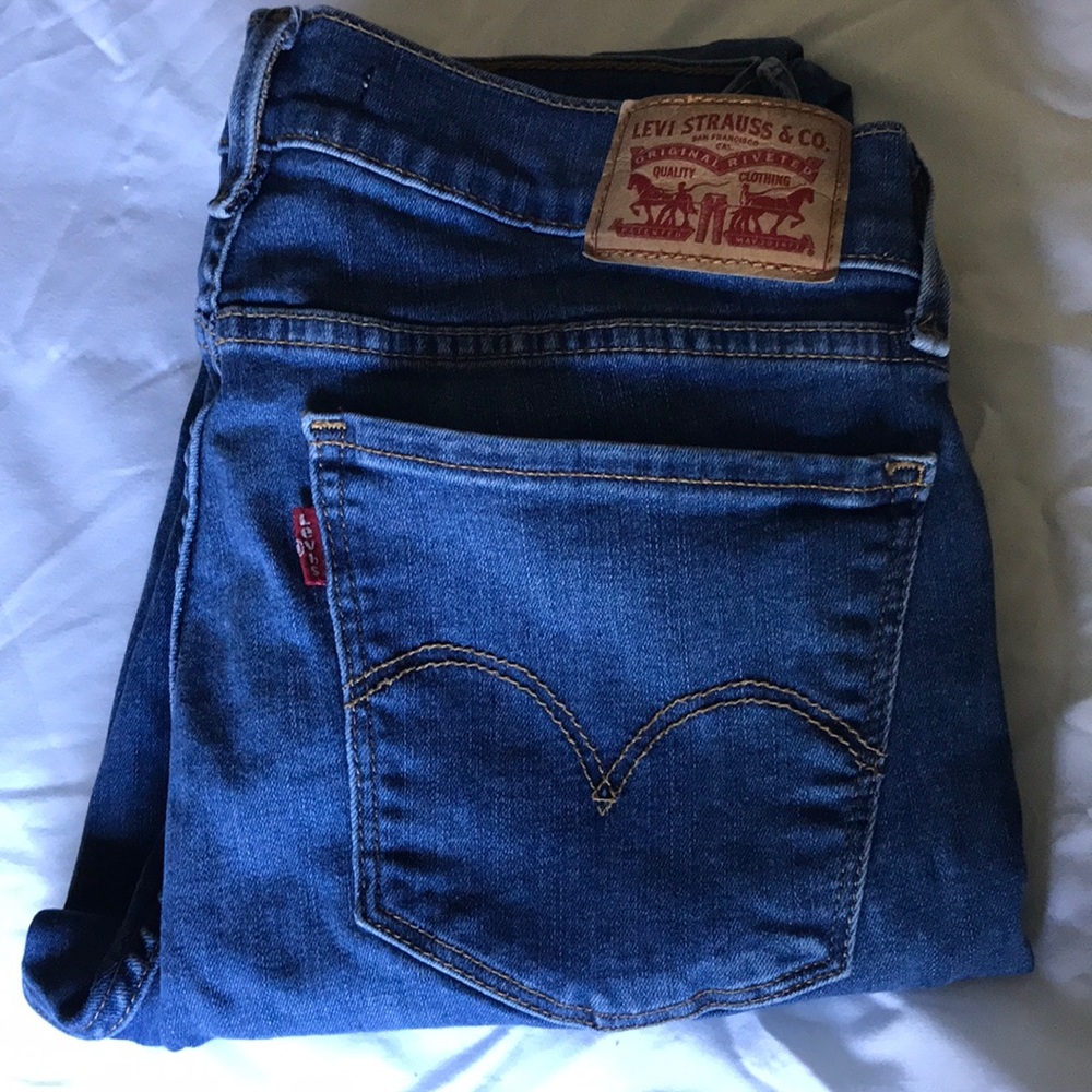 Women’s 710 super skinny Levi’s size 29
